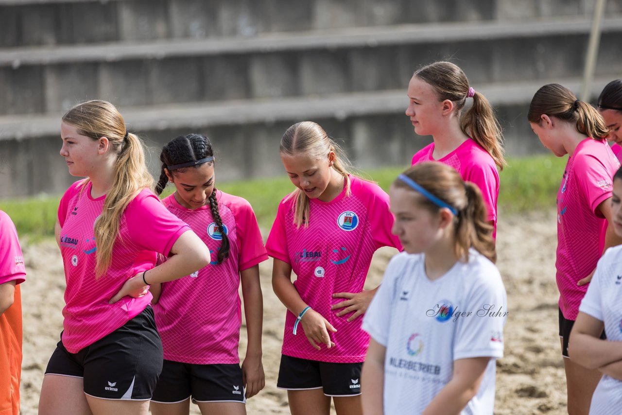 Bild 78 - wBJ/wCJ Beachsoccer Cup